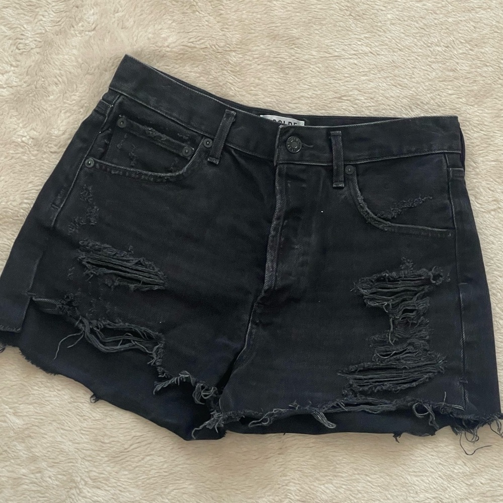 AGOLDE Jaden High Rise Black Cut Off
Distressed Denim Size 27